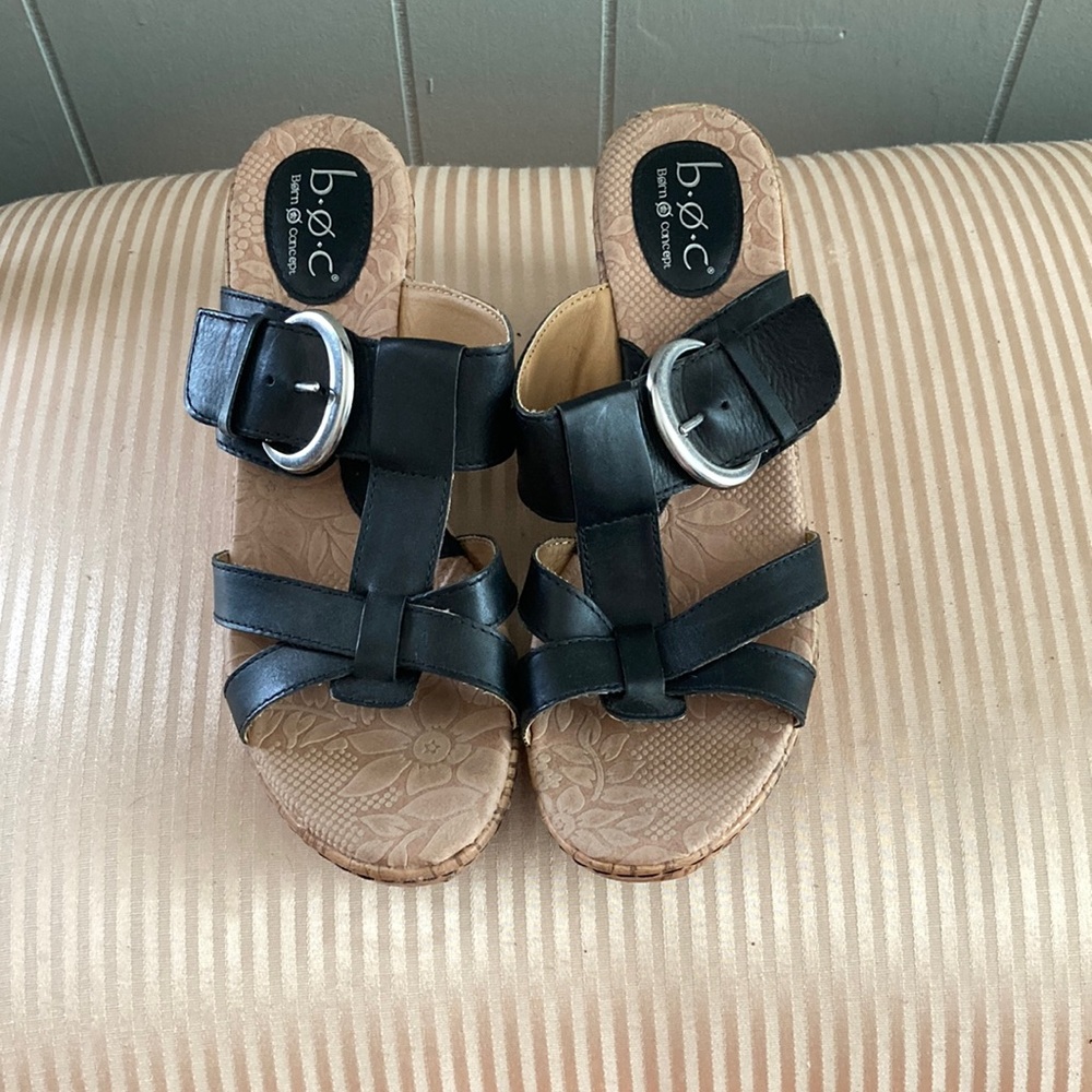 b.o.c  Black cork bottom wedge
